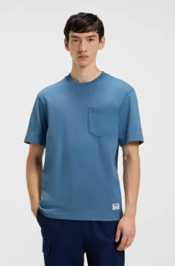 T-Shirt aus Baumwoll-Jersey mit aufgesetzter Tasche und Logo-Label
