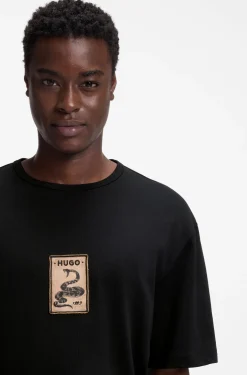 T-Shirt aus Baumwoll-Jersey mit besticktem Aufnäher