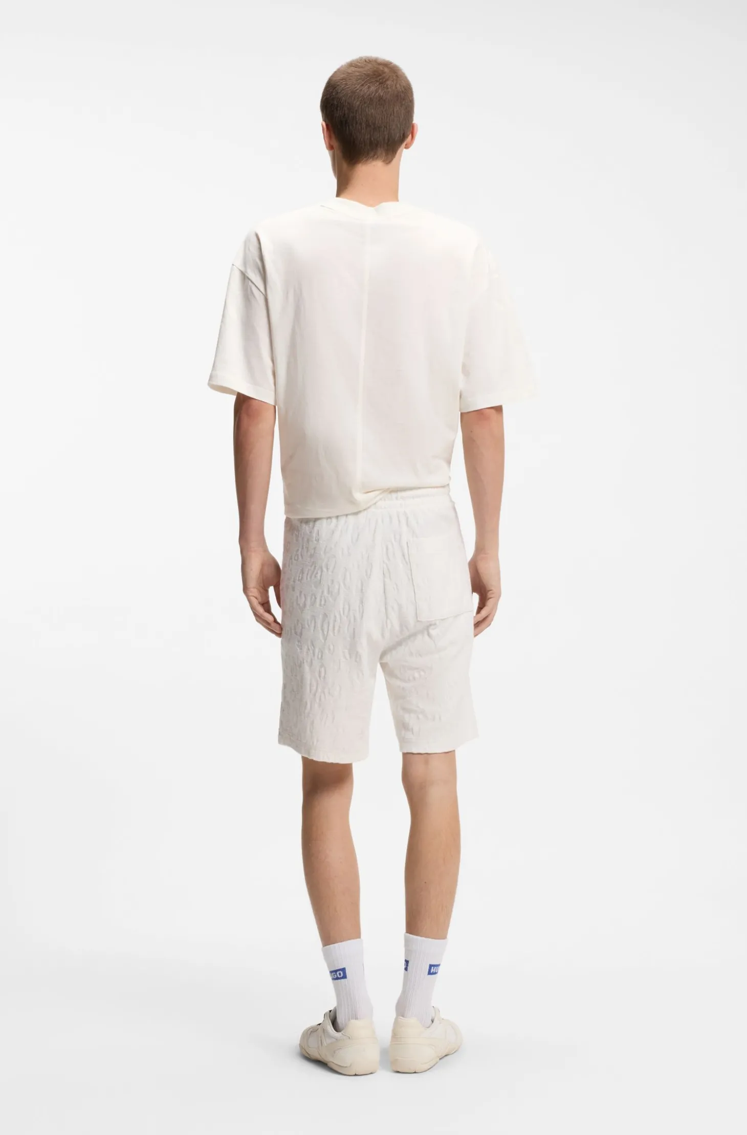 T-Shirt aus Baumwoll-Jersey mit Logo-Fähnchen