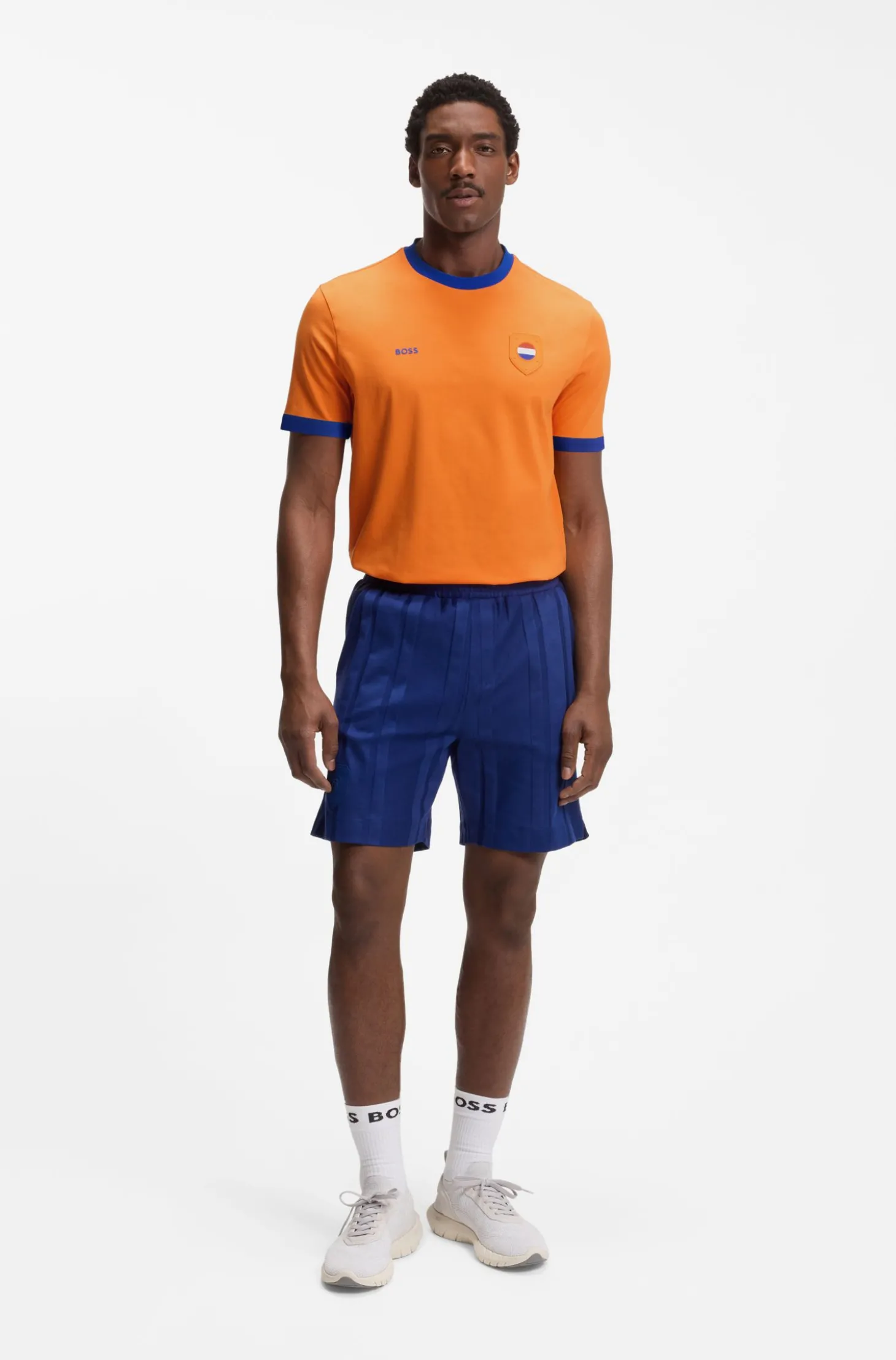 T-Shirt aus Stretch-Baumwolle mit Landesflagge und Logo