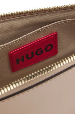 Umhängetasche mit Logo-Schriftzug
