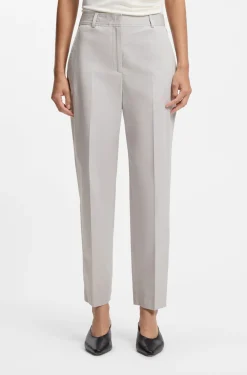 Verkürzte Tapered-Fit Hose aus elastischer Baumwolle