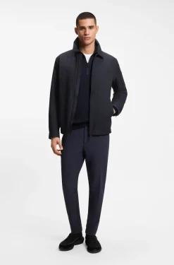 Wasserabweisende Jacke aus Stretch-Material