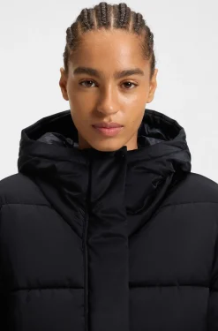 Wasserabweisende Jacke mit Absteppungen und Papeln