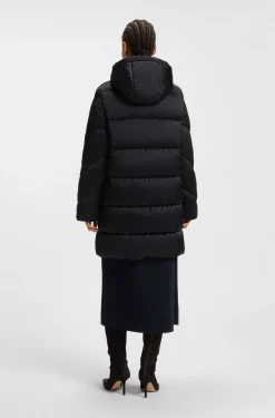 Wasserabweisende Jacke mit Absteppungen und Papeln