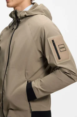 Wasserabweisende Jacke mit filigraner Waffelstruktur