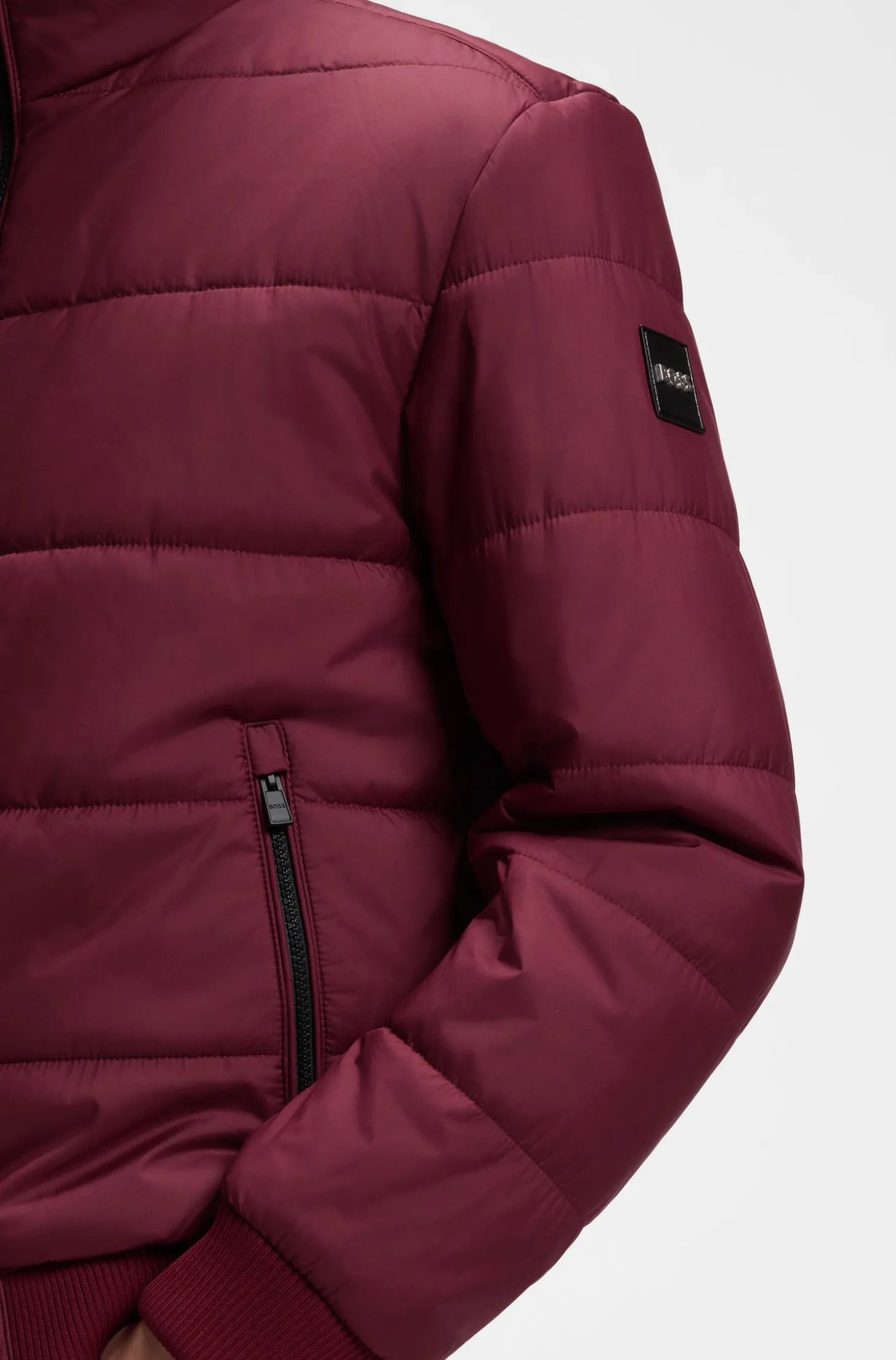 Wasserabweisende Jacke mit Logo-Aufnäher