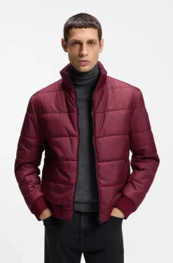 Wasserabweisende Jacke mit Logo-Aufnäher