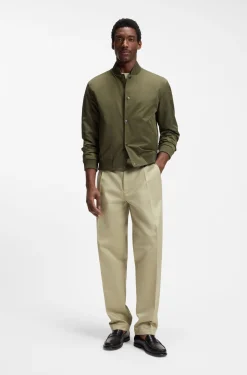 Wasserabweisende Jacke mit Monogramm-Muster an den Ärmeln