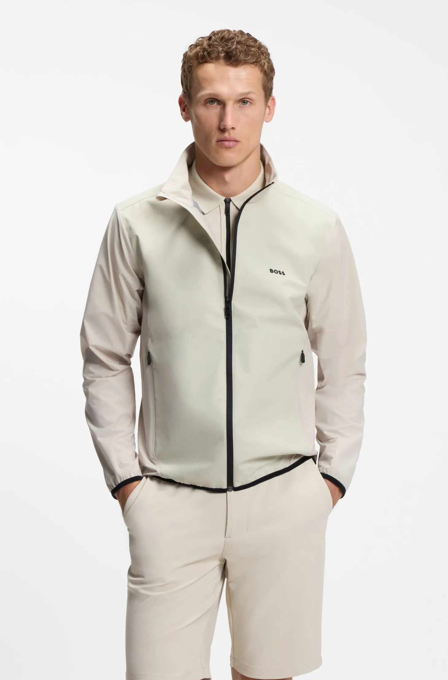 Wasserabweisende Jacke mit Vier-Wege-Stretch