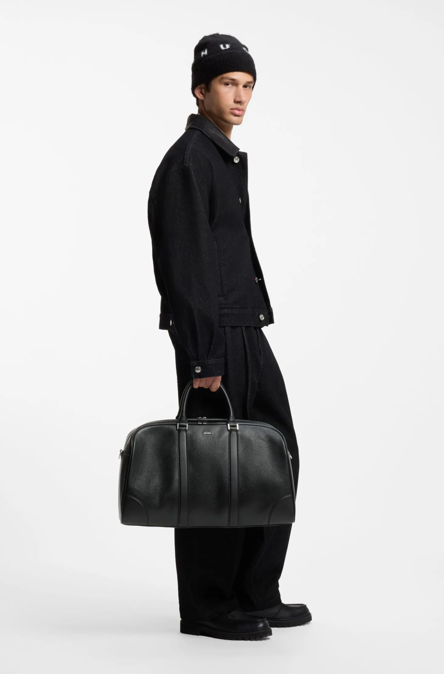 Weekender mit Beschlägen in Silber-Optik