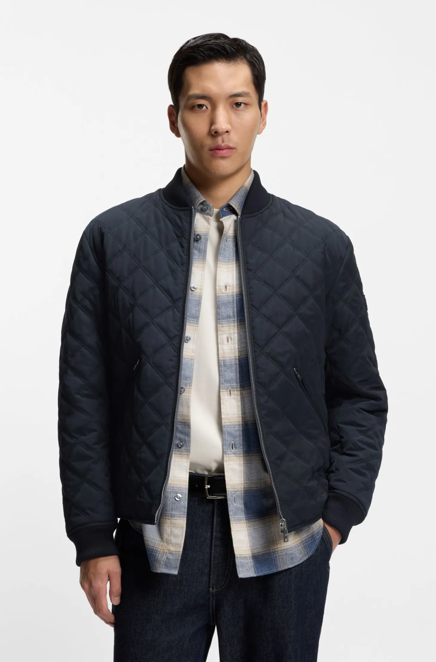 Wendbare Jacke mit Absteppungen und wasserabweisendem Finish