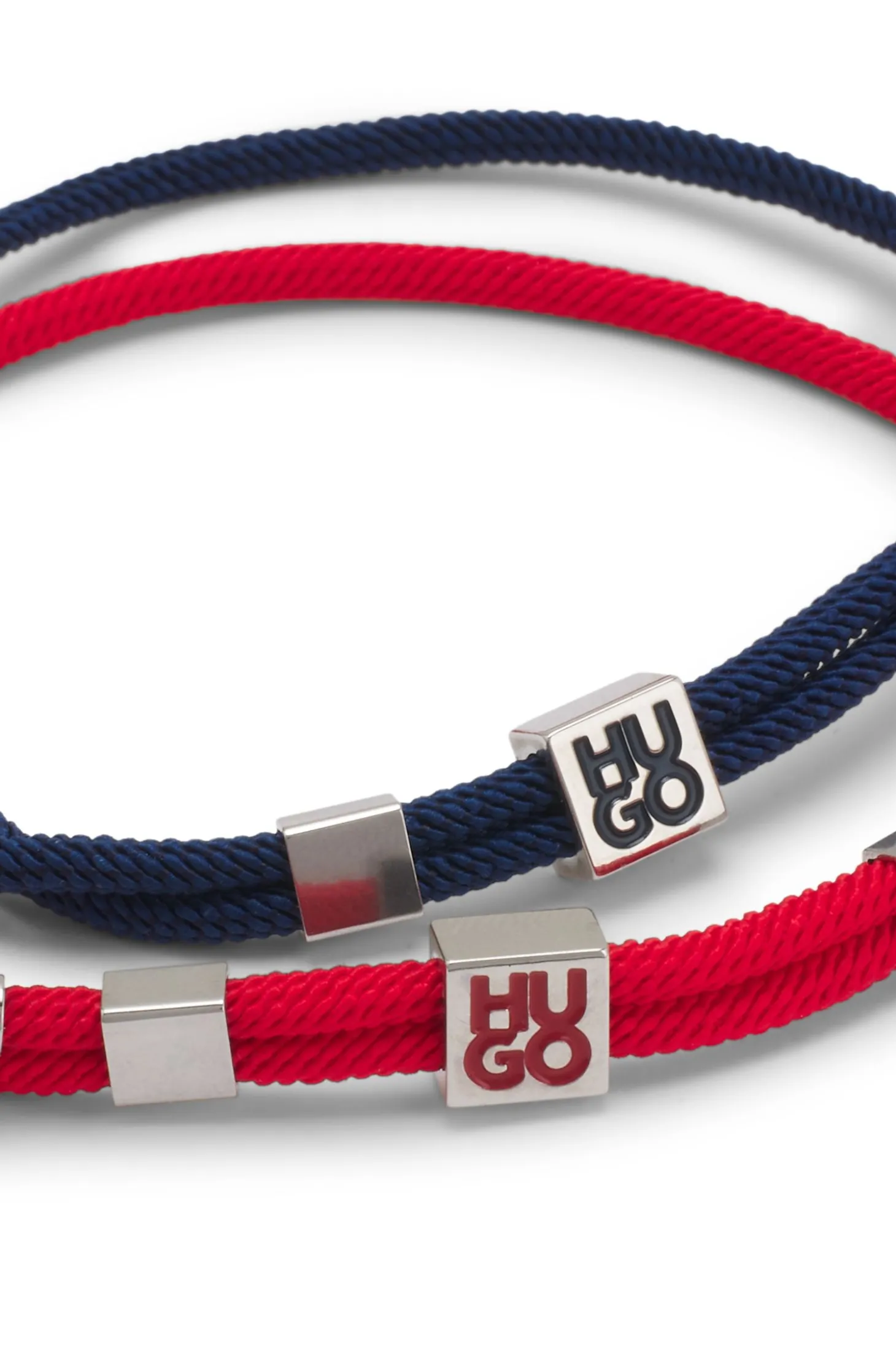 Zweierpack Kordel-Armbänder mit Logo-Schmuckteilen