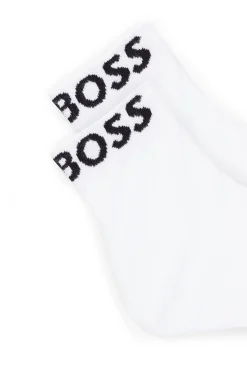 Zweierpack kurze Socken mit Kontrast-Logos